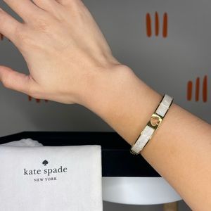 Kate Spade Hole Punch Spade Hinge Bangle (Cream Multi)